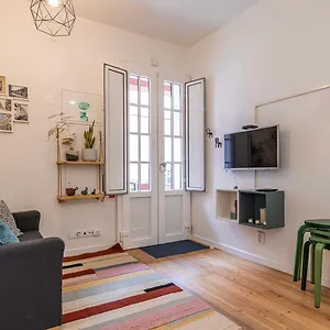 M&m By Lovelystay Apartment