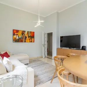 T3 Com Piscina Tenis Ginasio E Parq Infant Apartment